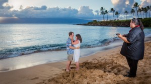 Maui beach family photographer